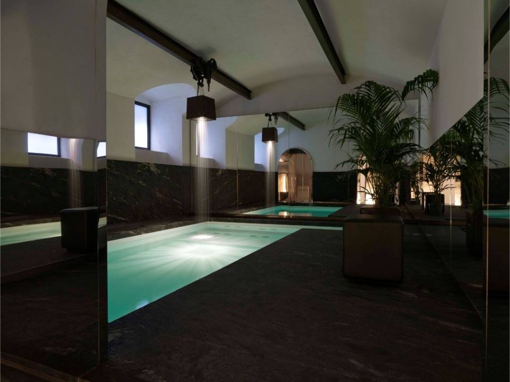 hotels milan centre